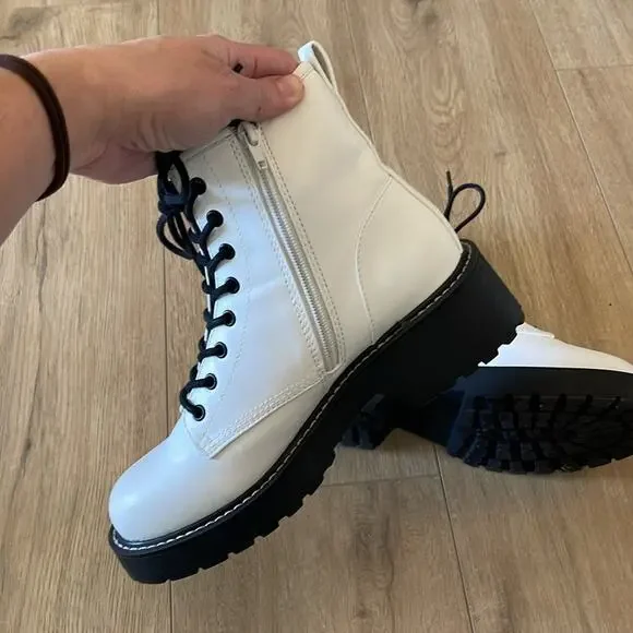 Madden girl combat boots - Picture 2 of 9